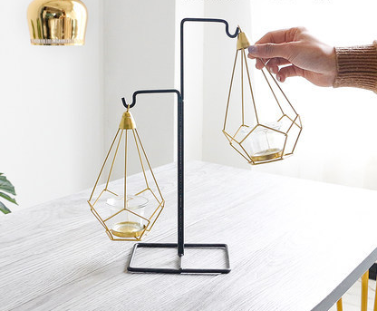 Light luxury candle holder